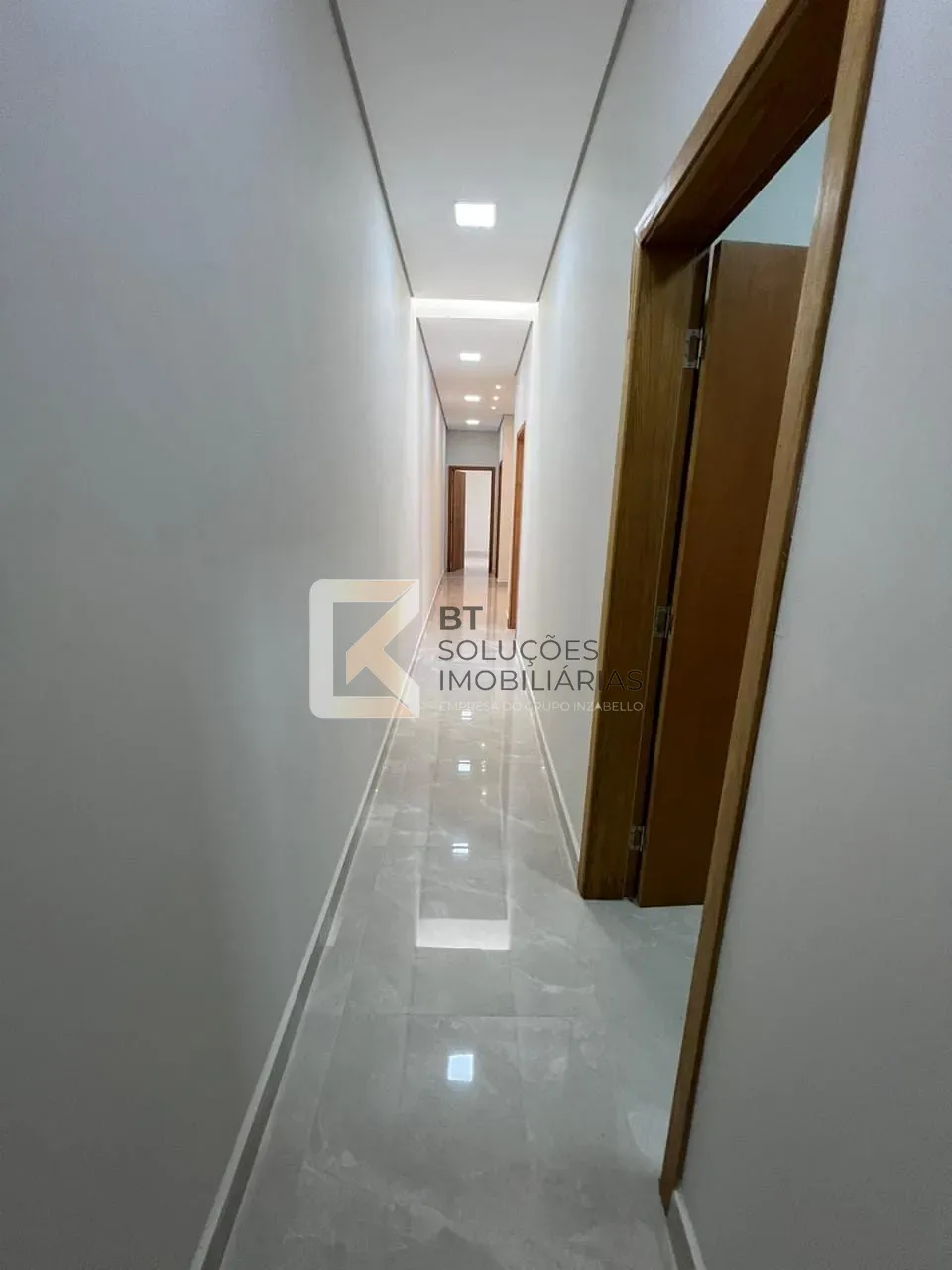 Casa, 3 quartos, 205 m² - Foto 8