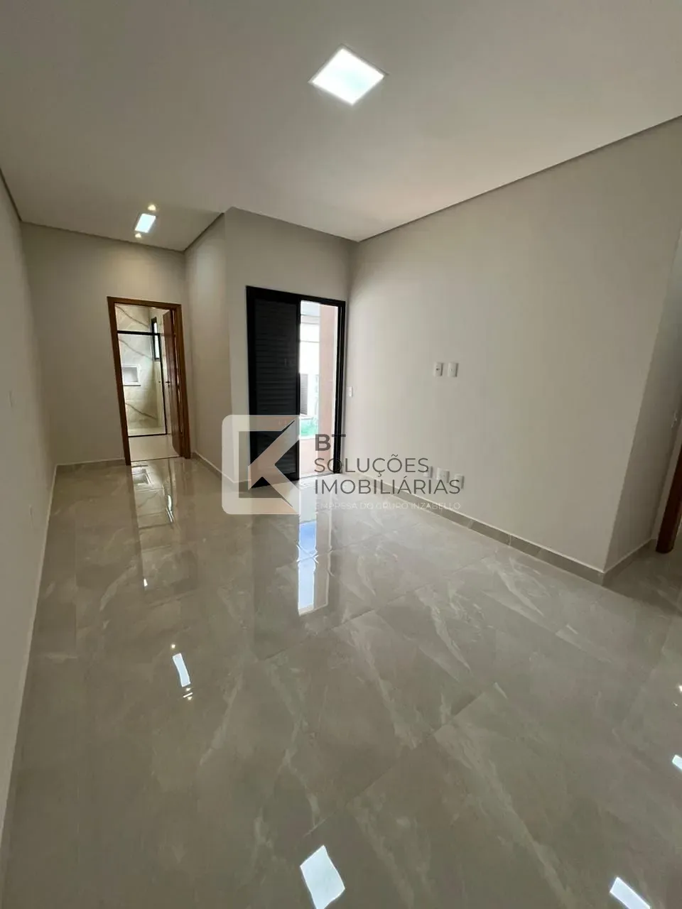 Casa, 3 quartos, 205 m² - Foto 9