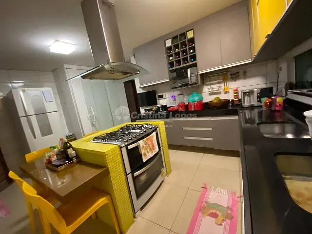 Casa com 420m² 5 quartos e 6 banheiros, à venda, no bairro Ininga em Teresina
