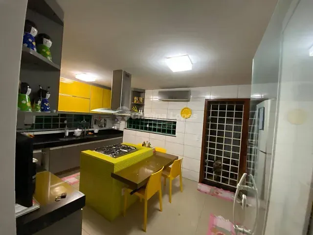 Casa com 420m² 5 quartos e 6 banheiros, à venda, no bairro Ininga em Teresina