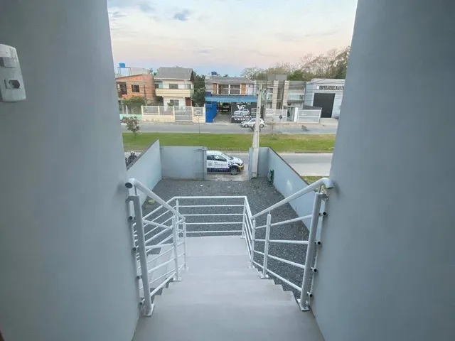 Casa 2 quartos e 1 banheiro, para alugar, no bairro Santa Regina em Itajaí