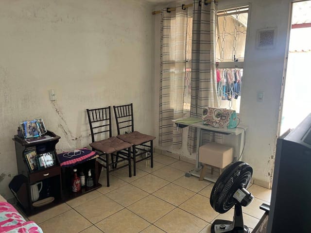 Casa com 150m² 3 quartos e 2 banheiros, à venda, no bairro Conjunto Habitacional Parque Itajaí em Campinas