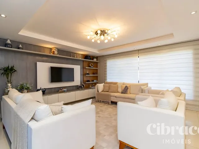 Casa 4 quartos e 2 banheiros, à venda, no bairro Sítio Cercado em Curitiba