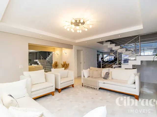 Casa 4 quartos e 2 banheiros, à venda, no bairro Sítio Cercado em Curitiba