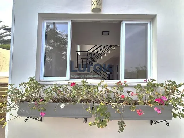 Casa com 380m² 3 quartos e 3 banheiros, à venda ou para alugar, no bairro Lenheiro em Valinhos