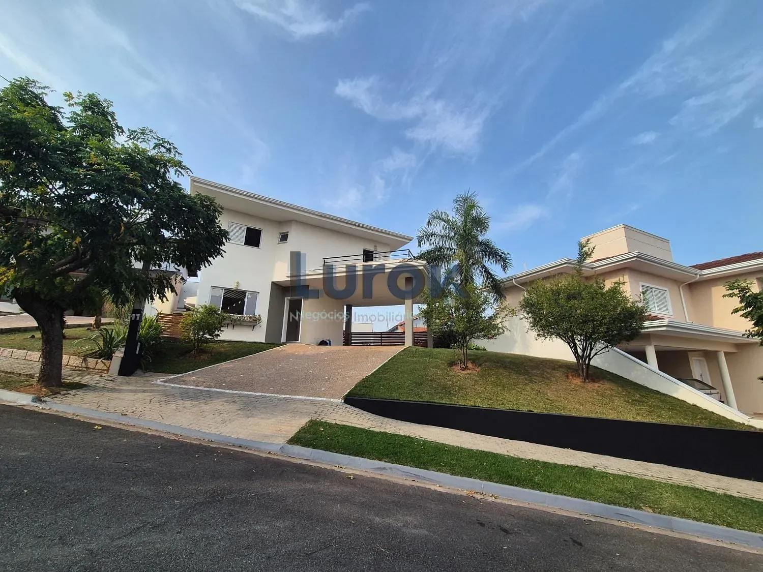Casa, 3 quartos, 190 m² - Foto 1