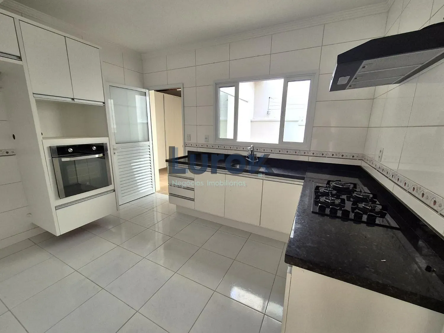 Casa, 3 quartos, 190 m² - Foto 8