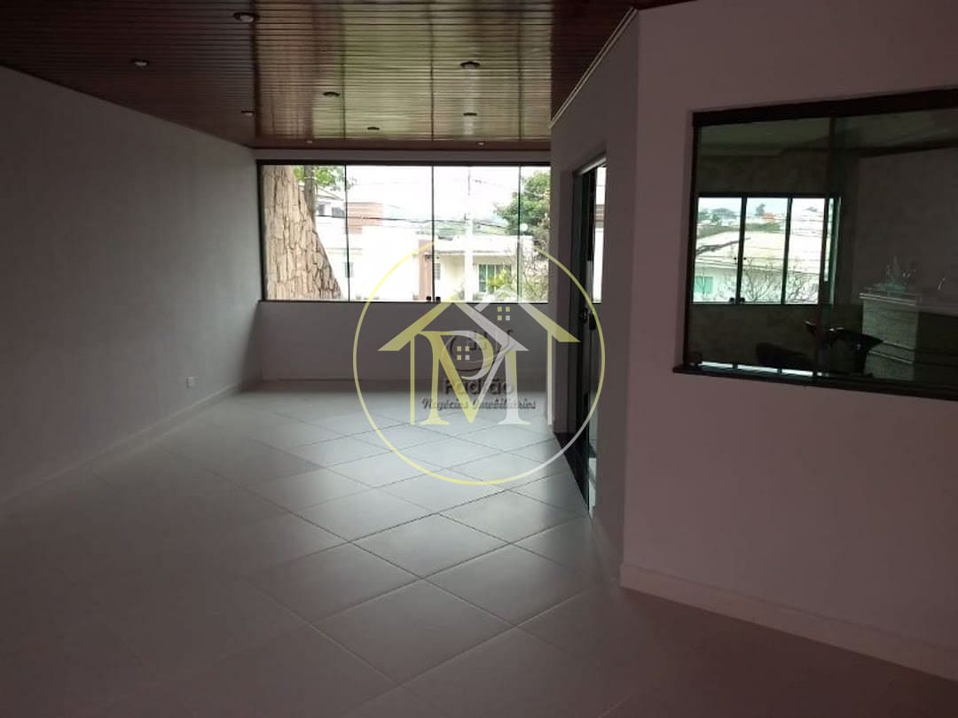 Casa à venda com 3 quartos, 560m² - Foto 13