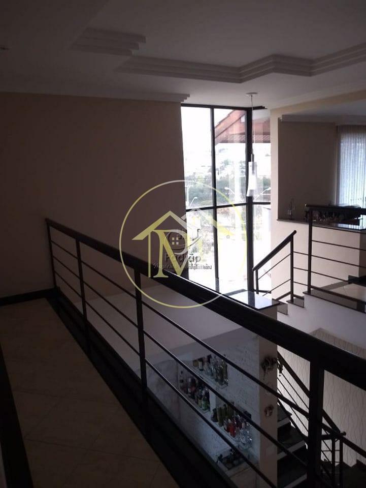 Casa à venda com 3 quartos, 560m² - Foto 12