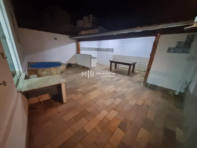 Casa 3 quartos e 2 banheiros, à venda, no bairro Jardim Floresta em Lavras