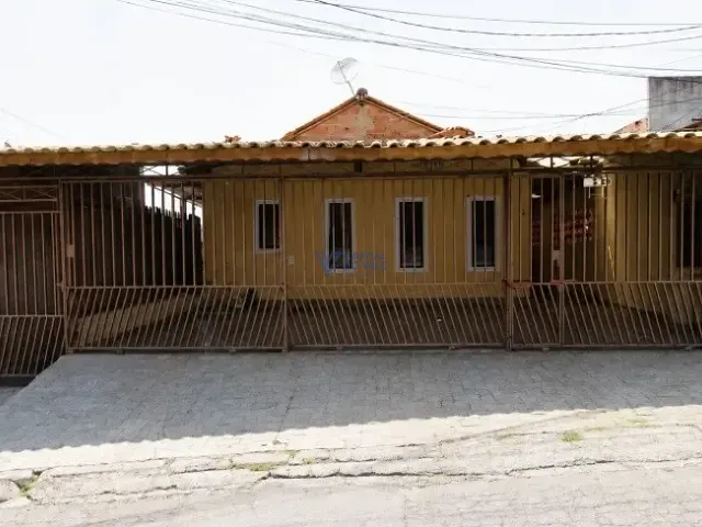 Casa 3 quartos e 2 banheiros, à venda, no bairro Jardim Souto em São José dos Campos