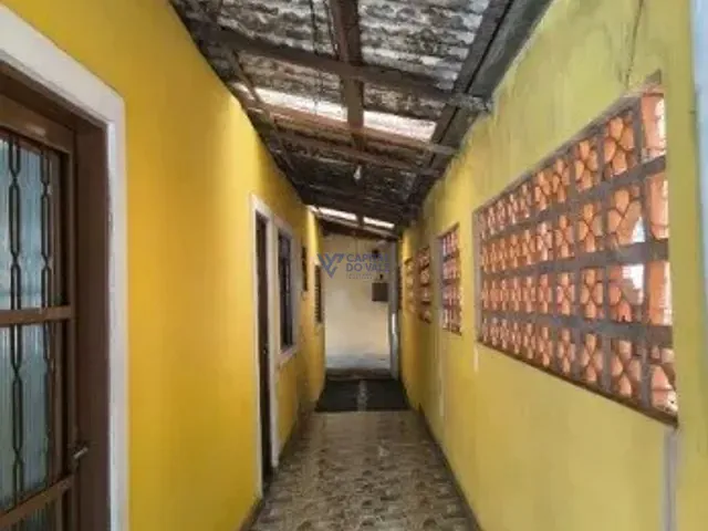 Casa 3 quartos e 2 banheiros, à venda, no bairro Jardim Souto em São José dos Campos