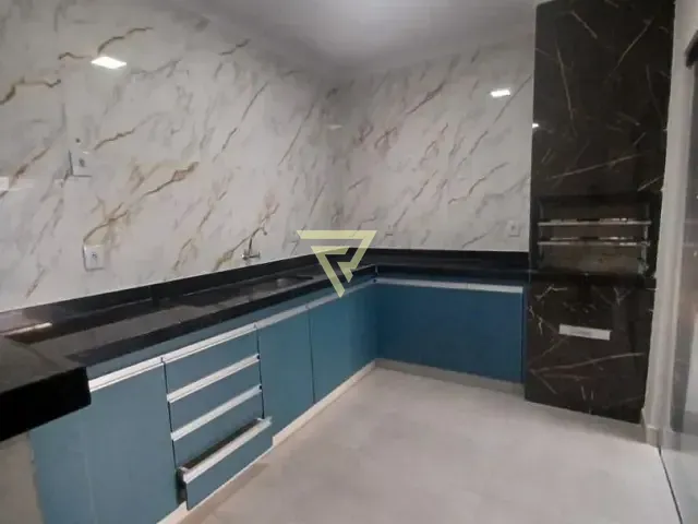 Casa com 180m² 3 quartos e 2 banheiros, à venda, no bairro Jardim Antártica em Ribeirão Preto
