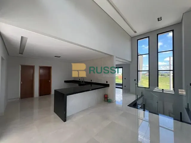 Casa com 540m² 3 quartos e 5 banheiros, à venda, no bairro Sapé 1 em Caçapava