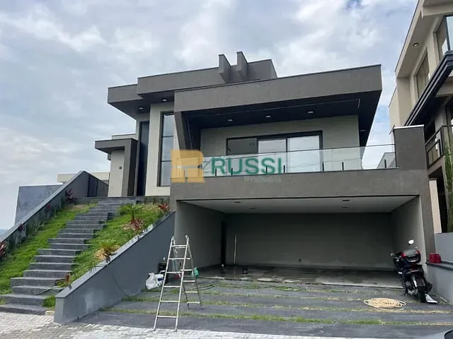 Casa com 540m² 3 quartos e 5 banheiros, à venda, no bairro Sapé 1 em Caçapava