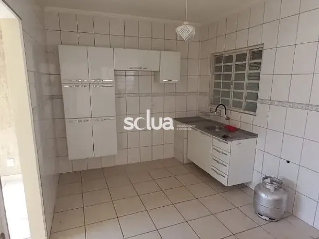 Casa com 133m² 3 quartos e 1 banheiro, à venda, no bairro Conjunto Habitacional Vila Réggio em Campinas
