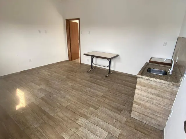 Casa 1 quarto e 1 banheiro, para alugar, no bairro São Vicente em Itajaí