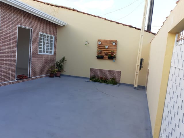 Casa com 180m² 2 quartos e 1 banheiro, à venda, no bairro Conjunto Habitacional Parque da Floresta em Campinas