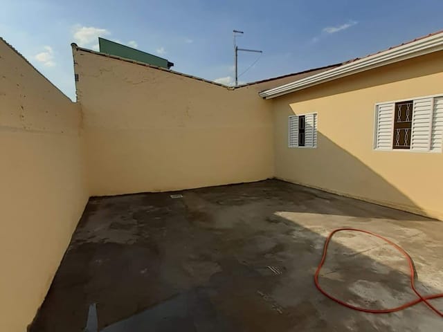 Casa com 180m² 2 quartos e 1 banheiro, à venda, no bairro Conjunto Habitacional Parque da Floresta em Campinas