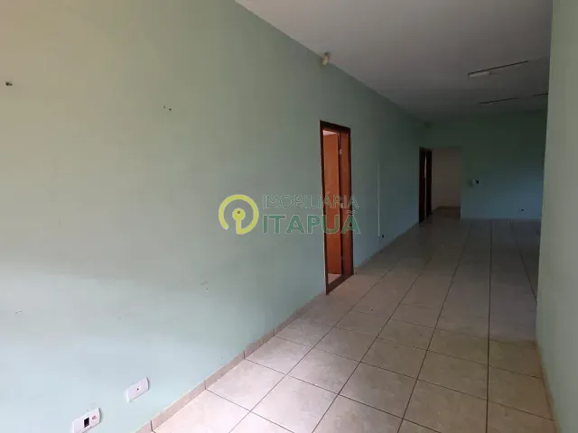 Casa com 310m² 3 quartos e 2 banheiros, à venda, no bairro Jardim Bancários em Londrina