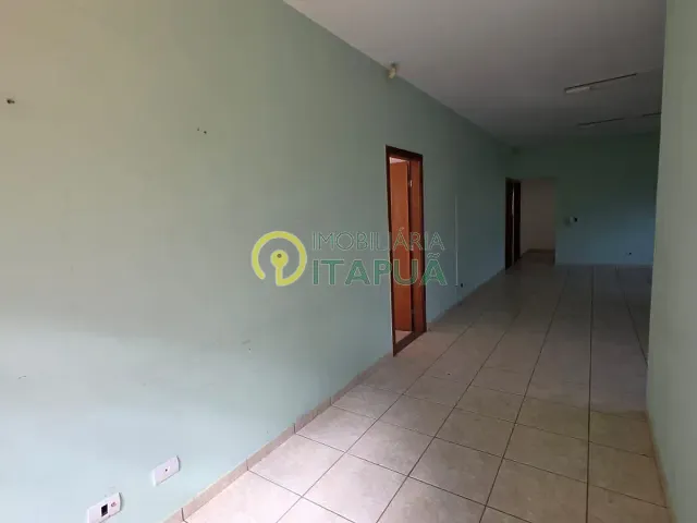 Casa com 310m² 3 quartos e 2 banheiros, à venda, no bairro Jardim Bancários em Londrina