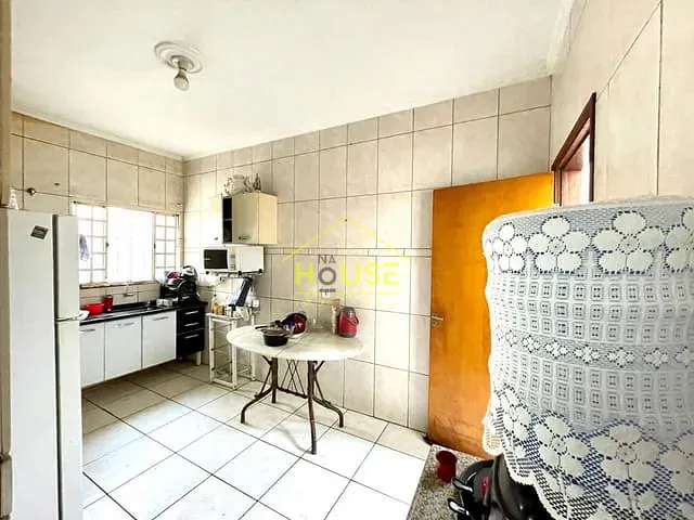 Casa com 198m² 3 quartos e 2 banheiros, à venda, no bairro Vila Nova em Votuporanga