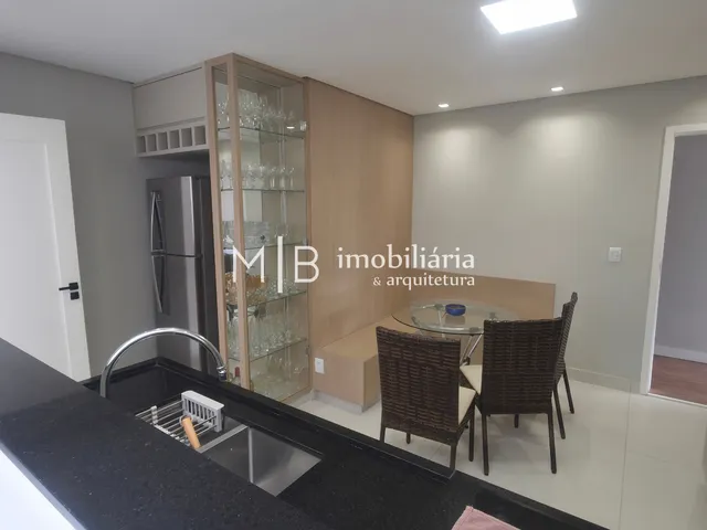 Casa 4 quartos e 2 banheiros, à venda, no bairro Independência em Cataguases