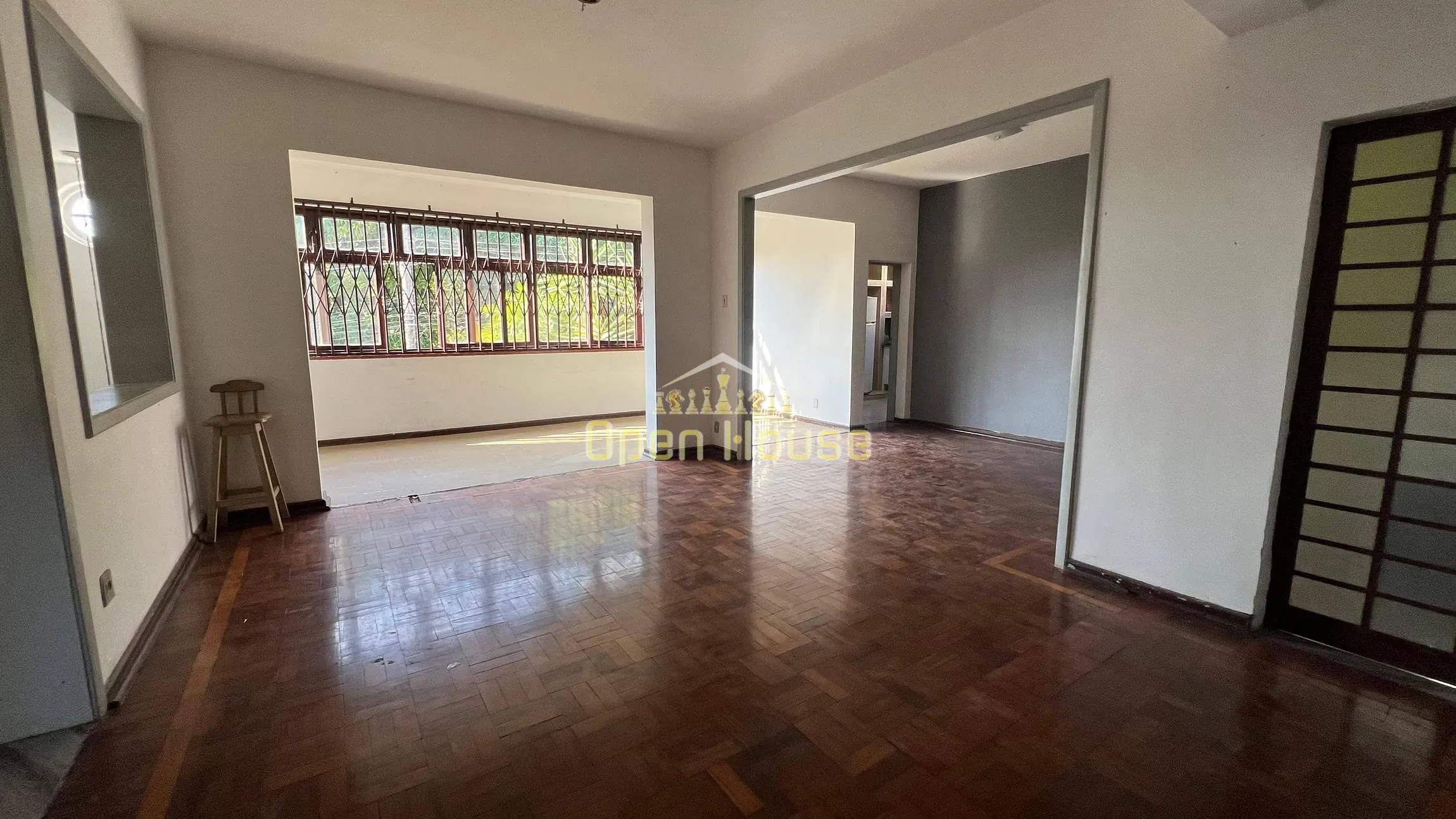 Casa, 5 quartos, 10 m² - Foto 1