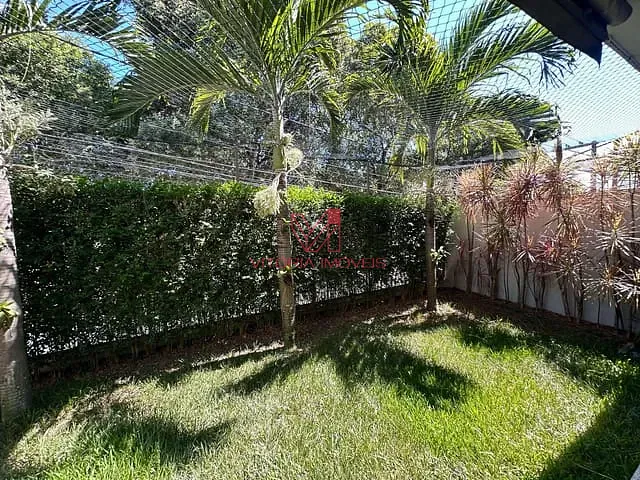 Casa 5 quartos e 6 banheiros, para alugar, no bairro Mata da Praia em Vitória