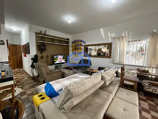 Casa com 250m² 3 quartos e 2 banheiros, à venda, no bairro Martim de Sá em Caraguatatuba