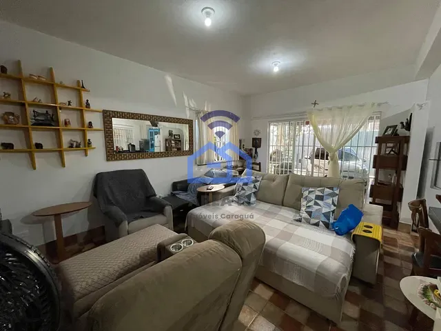 Casa com 250m² 3 quartos e 2 banheiros, à venda, no bairro Martim de Sá em Caraguatatuba