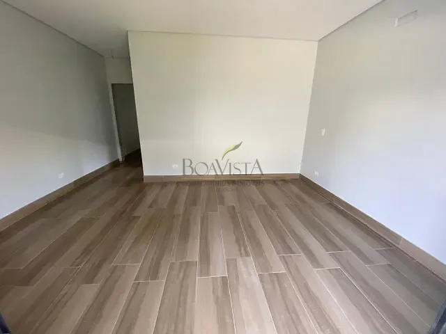 Casa 4 quartos e 2 banheiros, à venda, no bairro Jardim Colonial em Atibaia