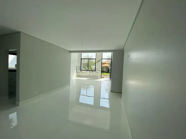 Casa 4 quartos e 2 banheiros, à venda, no bairro Jardim Colonial em Atibaia