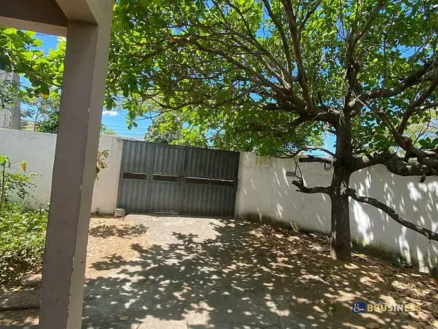 Casa com 255m² 3 quartos e 2 banheiros, à venda, no bairro Parque Aurora em Campos dos Goytacazes