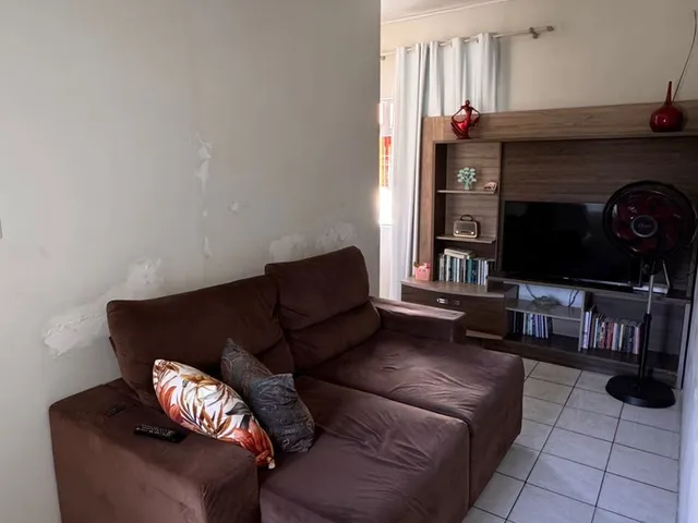 Casa 2 quartos e 1 banheiro, para alugar, no bairro Cordeiros em Itajaí