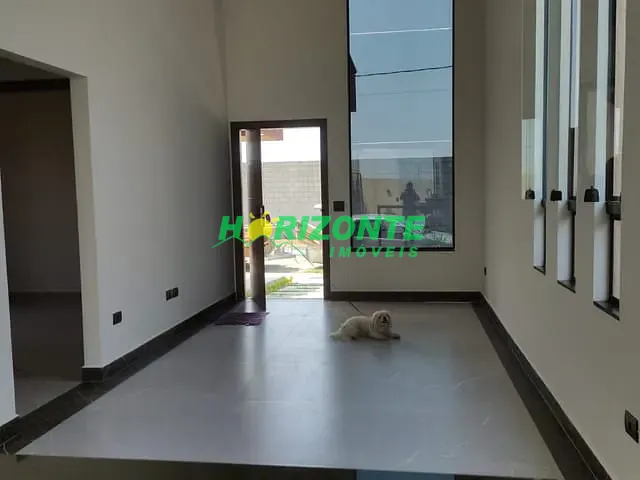 Casa com 250m² 3 quartos e 3 banheiros, à venda, no bairro Loteamento Fazenda Ronda em São José dos Campos