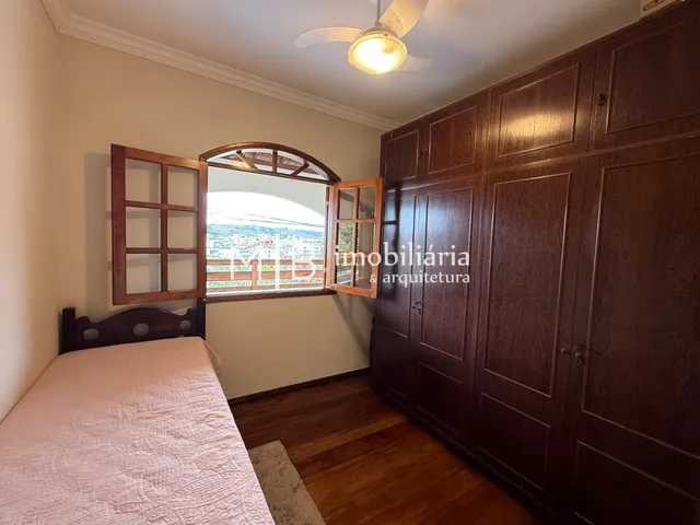 Casa 3 quartos e 3 banheiros, à venda, no bairro Bela Vista em Cataguases