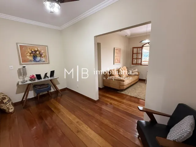 Casa 3 quartos e 3 banheiros, à venda, no bairro Bela Vista em Cataguases