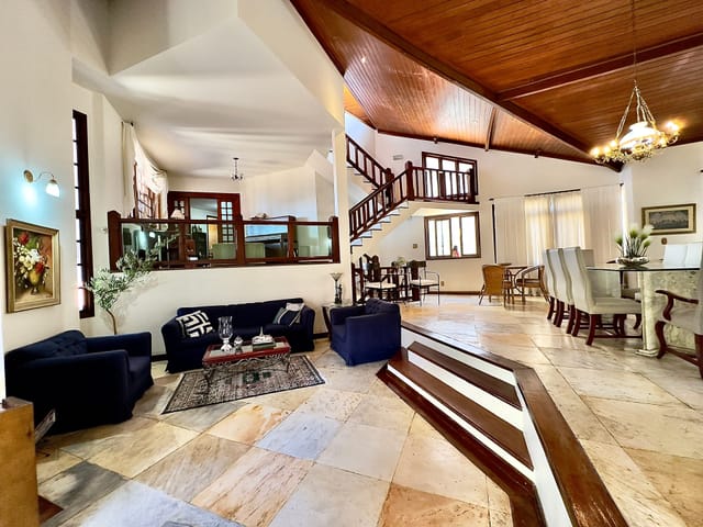 Casa 5 quartos e 5 banheiros, à venda, no bairro Paquetá em Belo Horizonte