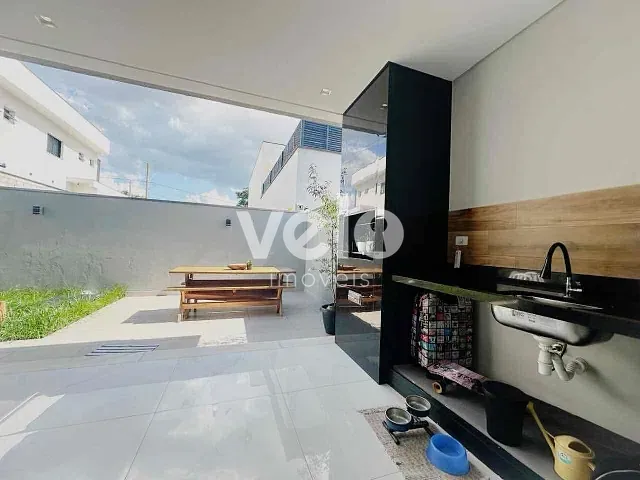 Casa com 253m² 3 quartos e 3 banheiros, para alugar, no bairro Loteamento Residencial Morada do Visconde em Tremembé
