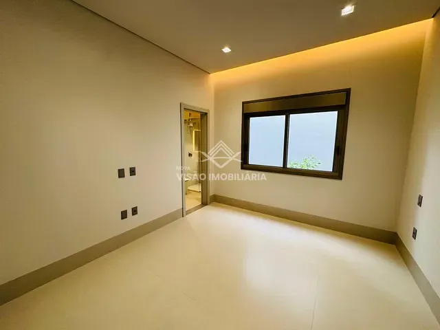 Casa à venda, no bairro Portal da Mata em Sinop