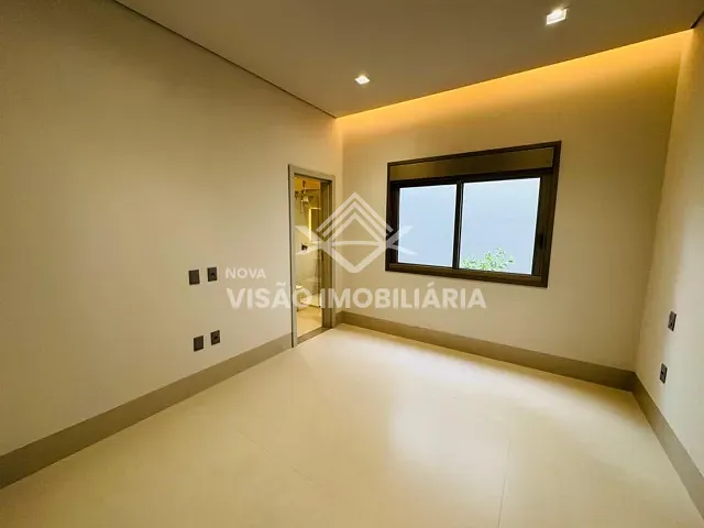 Casa à venda, no bairro Portal da Mata em Sinop