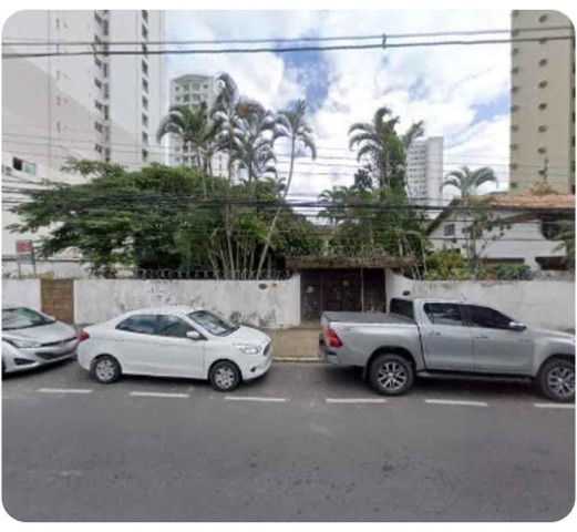 Casa com 4200m², à venda, no bairro Centro em Campos dos Goytacazes