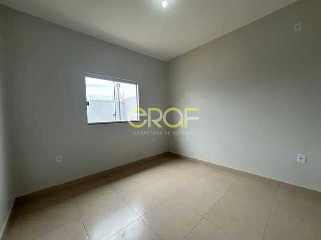 Casa 2 quartos e 2 banheiros, para alugar, no bairro Parque da Colina II em Formosa