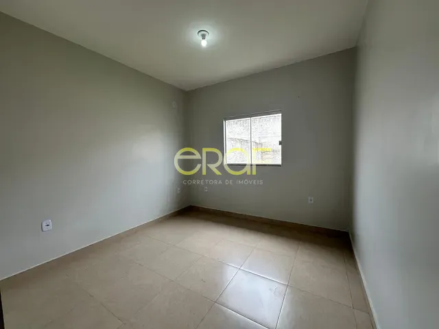 Casa 2 quartos e 2 banheiros, para alugar, no bairro Parque da Colina II em Formosa