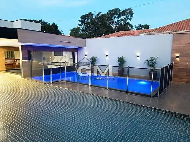 Casa com 275m² 2 quartos e 4 banheiros, à venda, no bairro Jardim das Américas  em São Simão