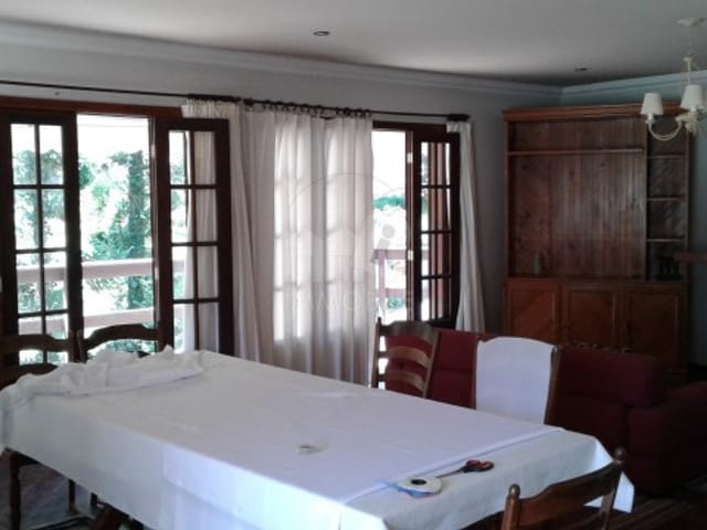 Casa com 3433m², à venda, no bairro Araras em Petrópolis