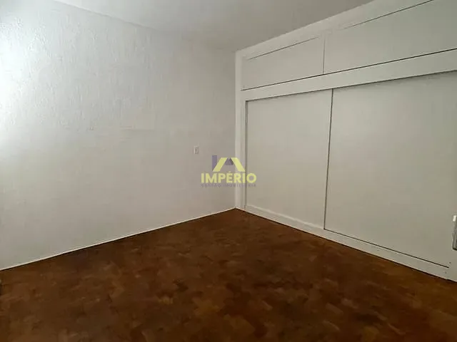 Casa com 537m², para alugar, no bairro Centro em Salto
