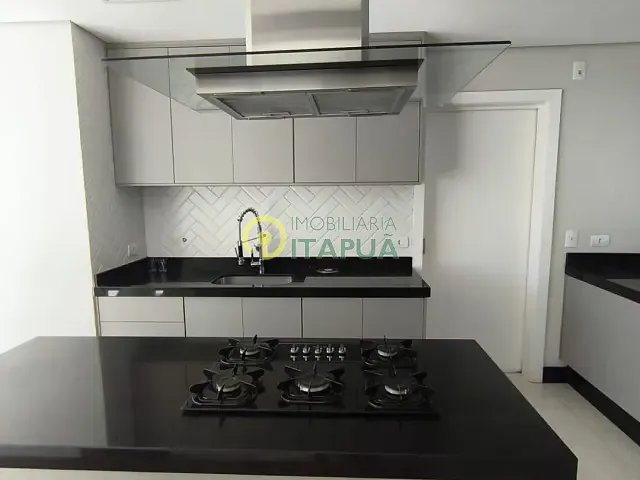 Casa com 256m² 3 quartos e 3 banheiros, para alugar, no bairro Gleba Simon Frazer em Londrina