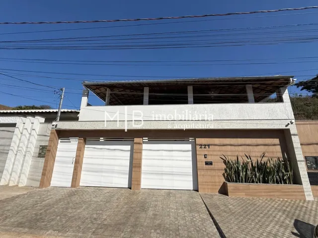 Casa 4 quartos e 3 banheiros, à venda, no bairro Recanto das Palmeiras em Cataguases